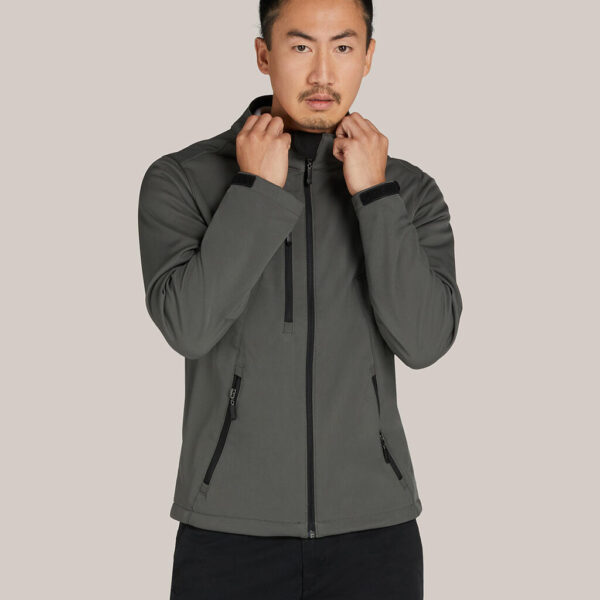 Signature Tagless Softshell Jacket Men